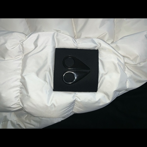 LIMITED-EDITION WHITE MOOSE KNUCKLE PUFFER JACKET - Picture 12 of 12